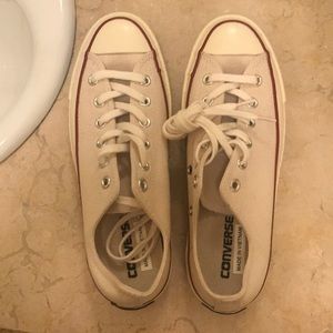 NWOT cream colored low top converse